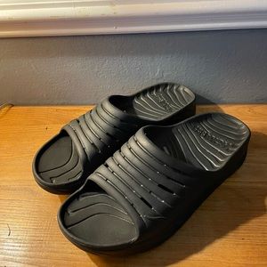 Hoka One One Ora Recovery Slides Comfort Sandals Men’s Size 14 Black